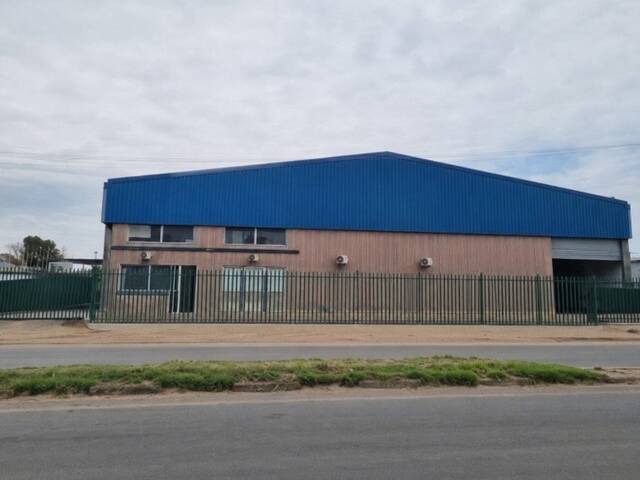 Sala para Venda em Maputo - 2