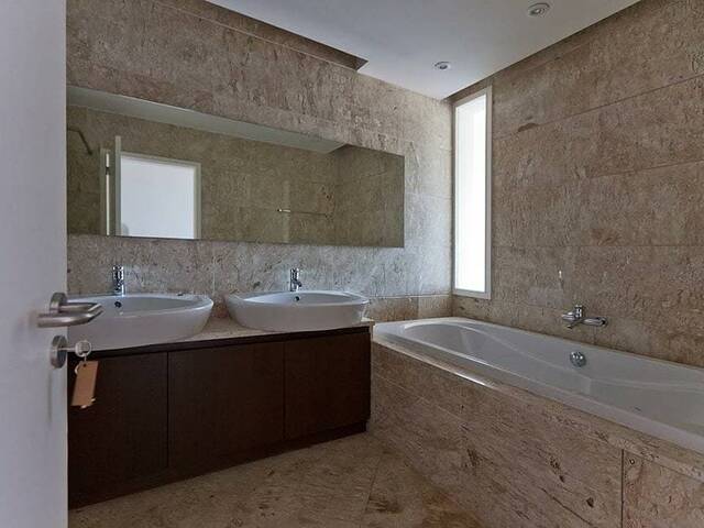 #21 - Apartamento para Venda em Maputo - Maputo - 2